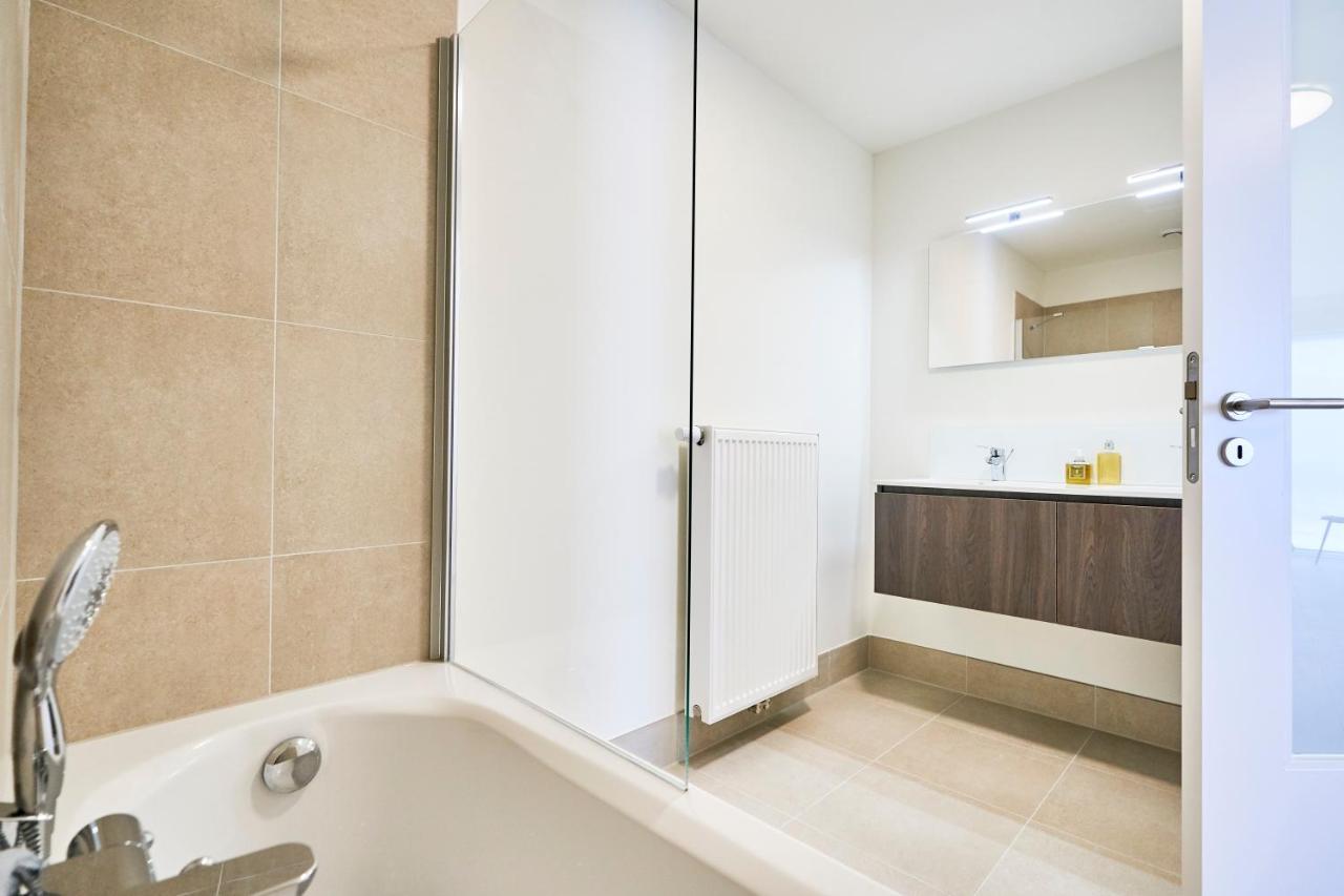 Апартаменты Diamant 2Br Брюссель Экстерьер фото